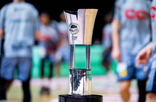 完全吸引后 完全吸引后