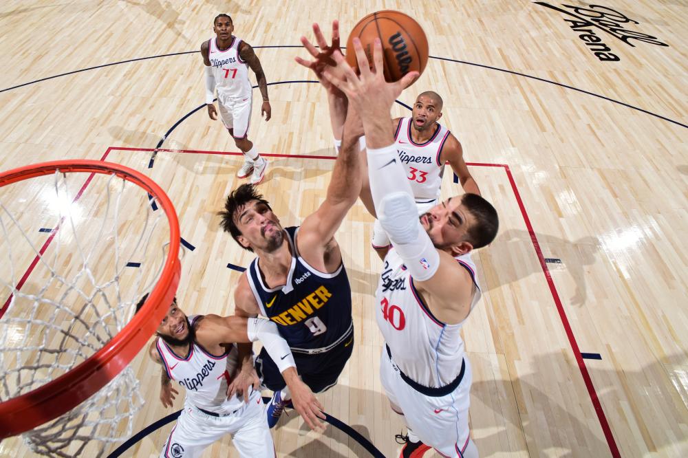 择兼顾竞技 择兼顾竞技