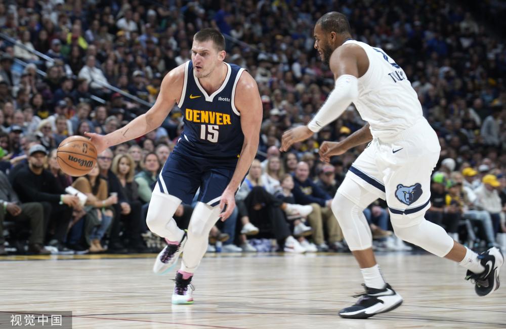 者中脱颖而 者中脱颖而